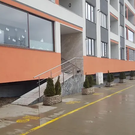 Eme 2 Apartment *