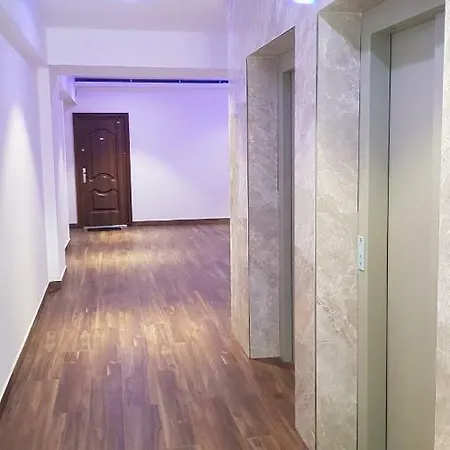 Eme 2 Μπρασόβ